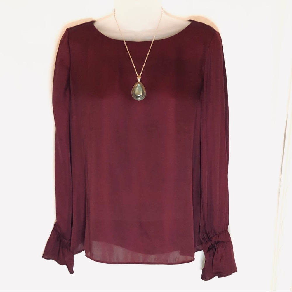 Gorgeous Banana Republic Maroon long sleeve Satin top